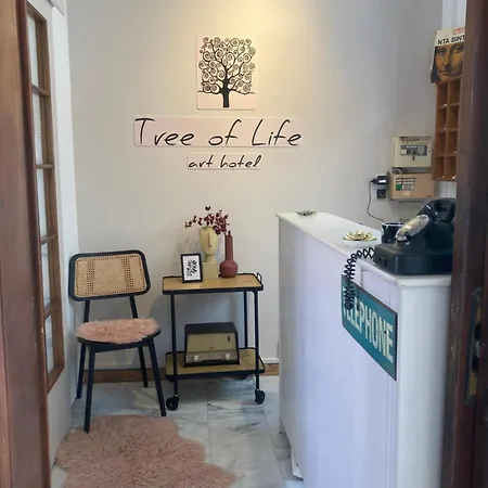 アパートホテル Tree Of Life Art Agia Marina